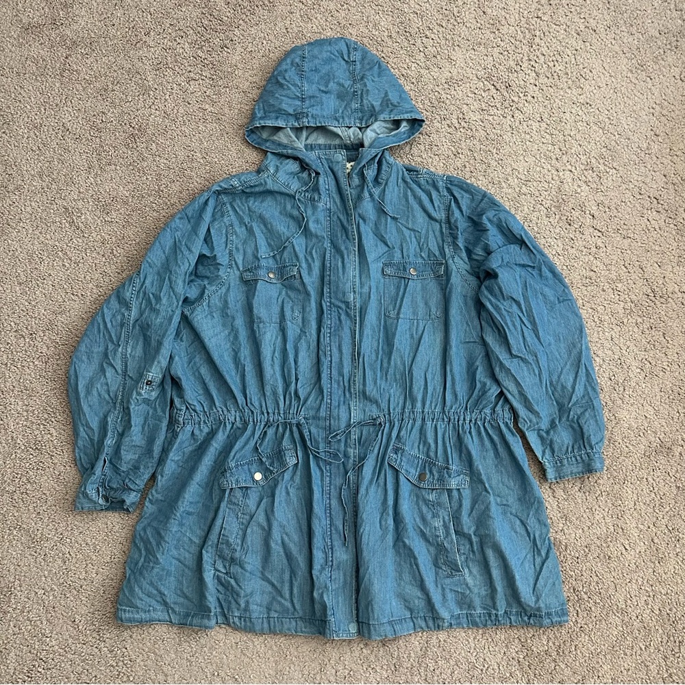Torrid Jacket Womens Size 6 or 6X Chambray Zip Snap Drawstring Hooded Utility